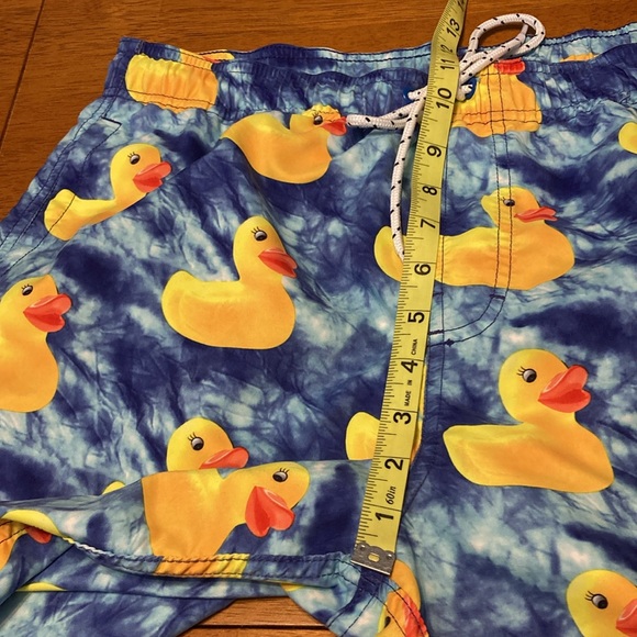 Neff Mens Size Medium Swim Suit Trunks Shorts Rubber Duck Print Yellow Blue - Picture 9 of 11